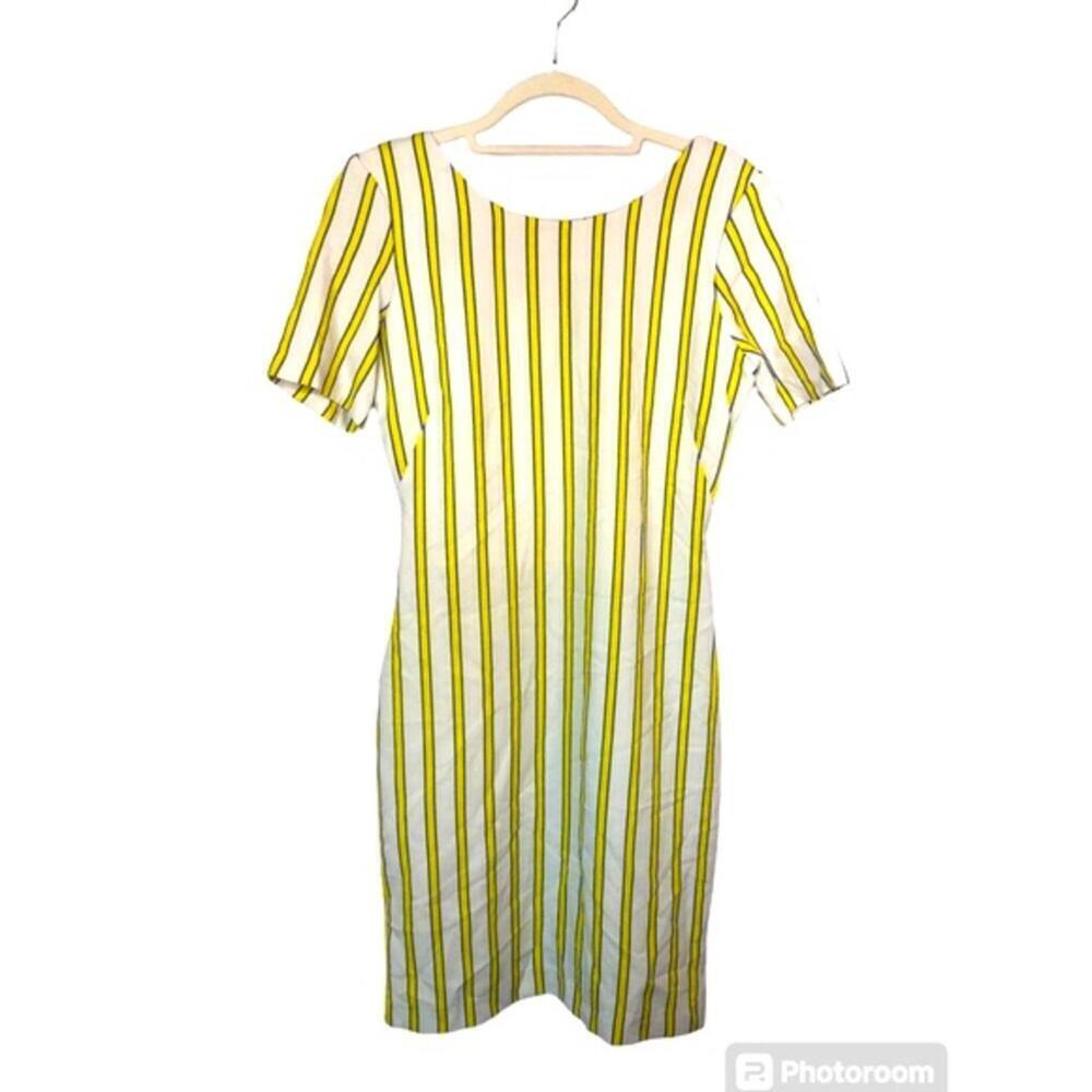 XOXO Striped Dress Cut Out Back w/Zip Short Sleeve Fitted Sheath